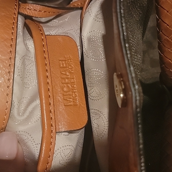 Michael Kors bag - Picture 3 of 5